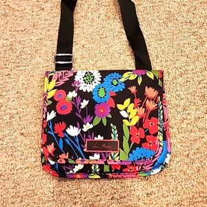 Vera Bradley Essentials Messenger Crossbody Bag